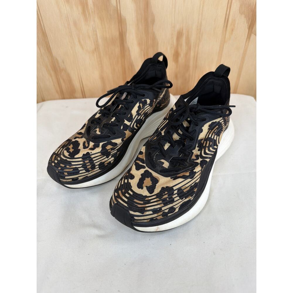 APL Streamline Leopard Print Running Sneakers Women Size 7 Athleisure Sporty